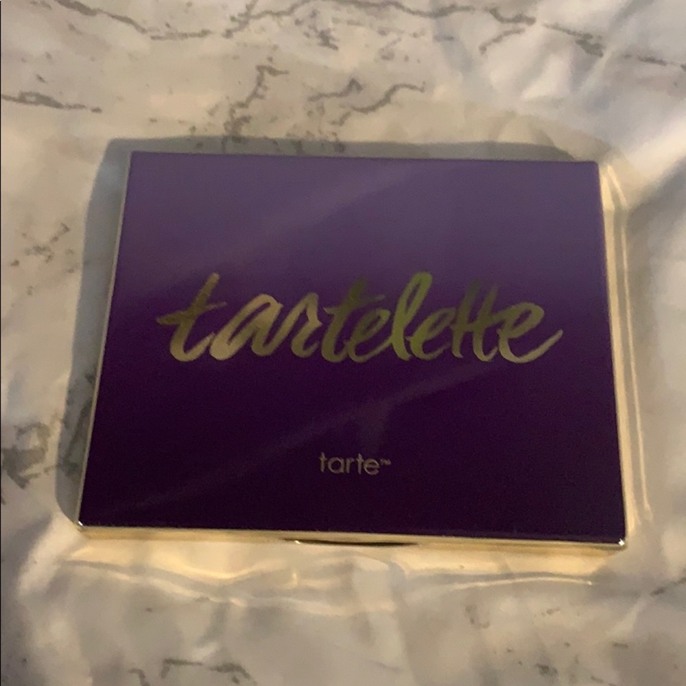 Tartelette Eyeshadow palette